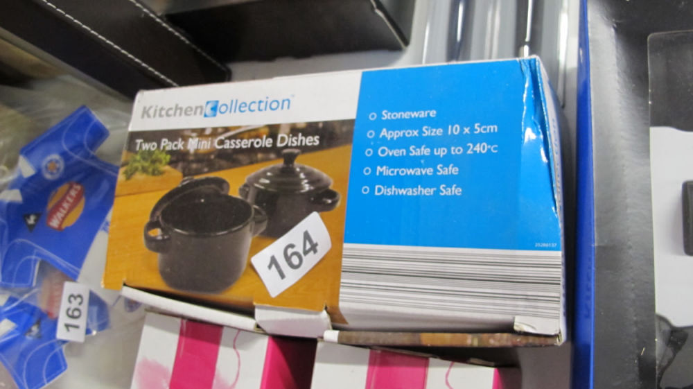 Lot 164: New mini single man/divorcee casserole dishes