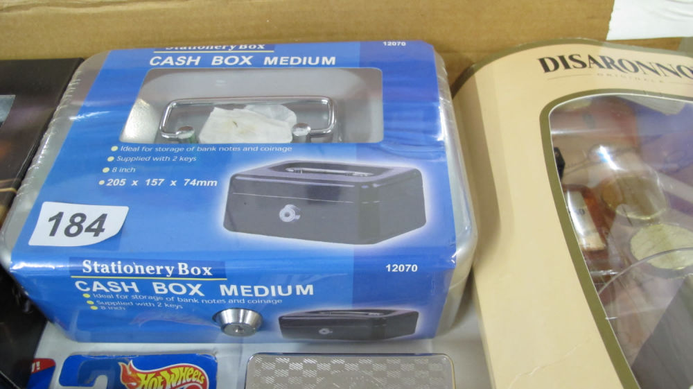 Lot 184: Brand new cash box