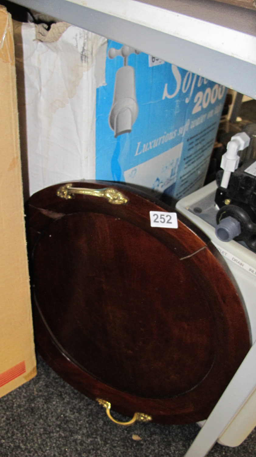 Lot 252: Butlers wooden tray. AF: cracked