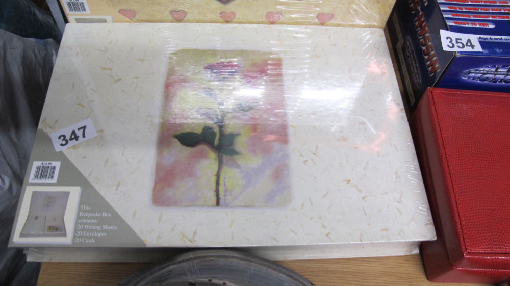 Lot 347: Keepsake box stationary set