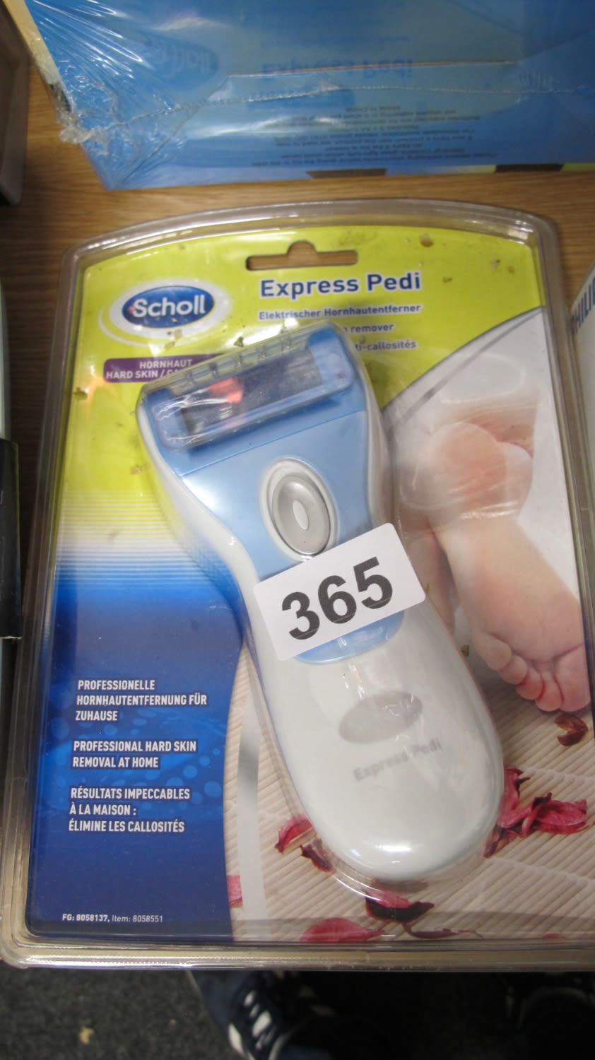 Lot 365: Scholl foot scraper