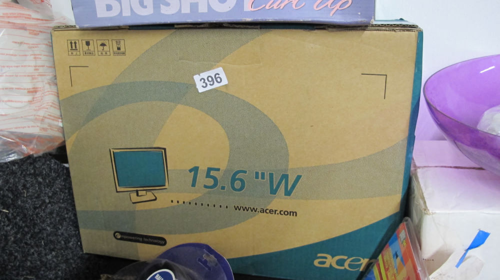Lot 396: brand new Acer white 15.6" computer monitor