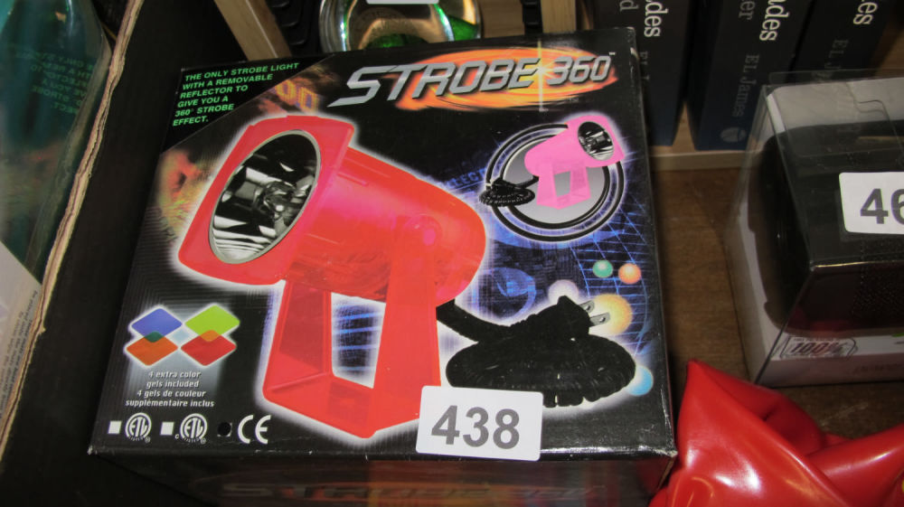 Lot 438: Boxed strobe light