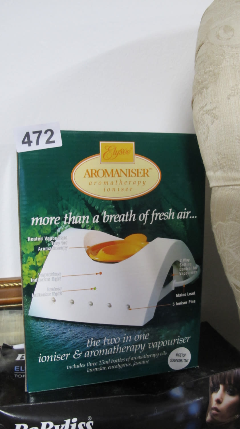 Lot 472: Bring back that romance with this aromatherapy ioniser