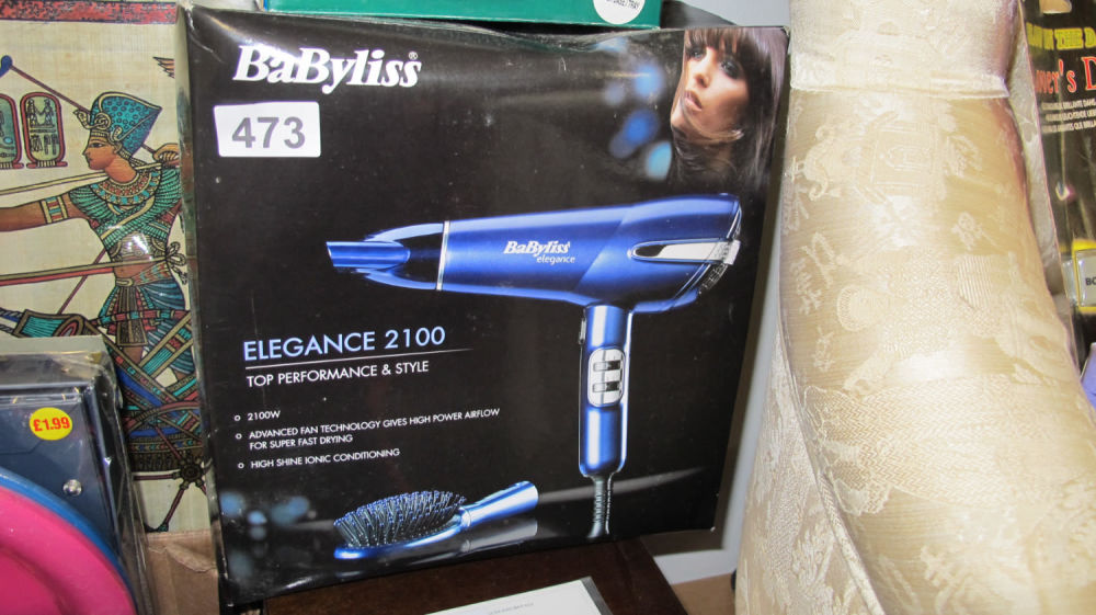 Lot 473: Babyliss Elegance 2100 hairdryer ideal for Valentines gift
