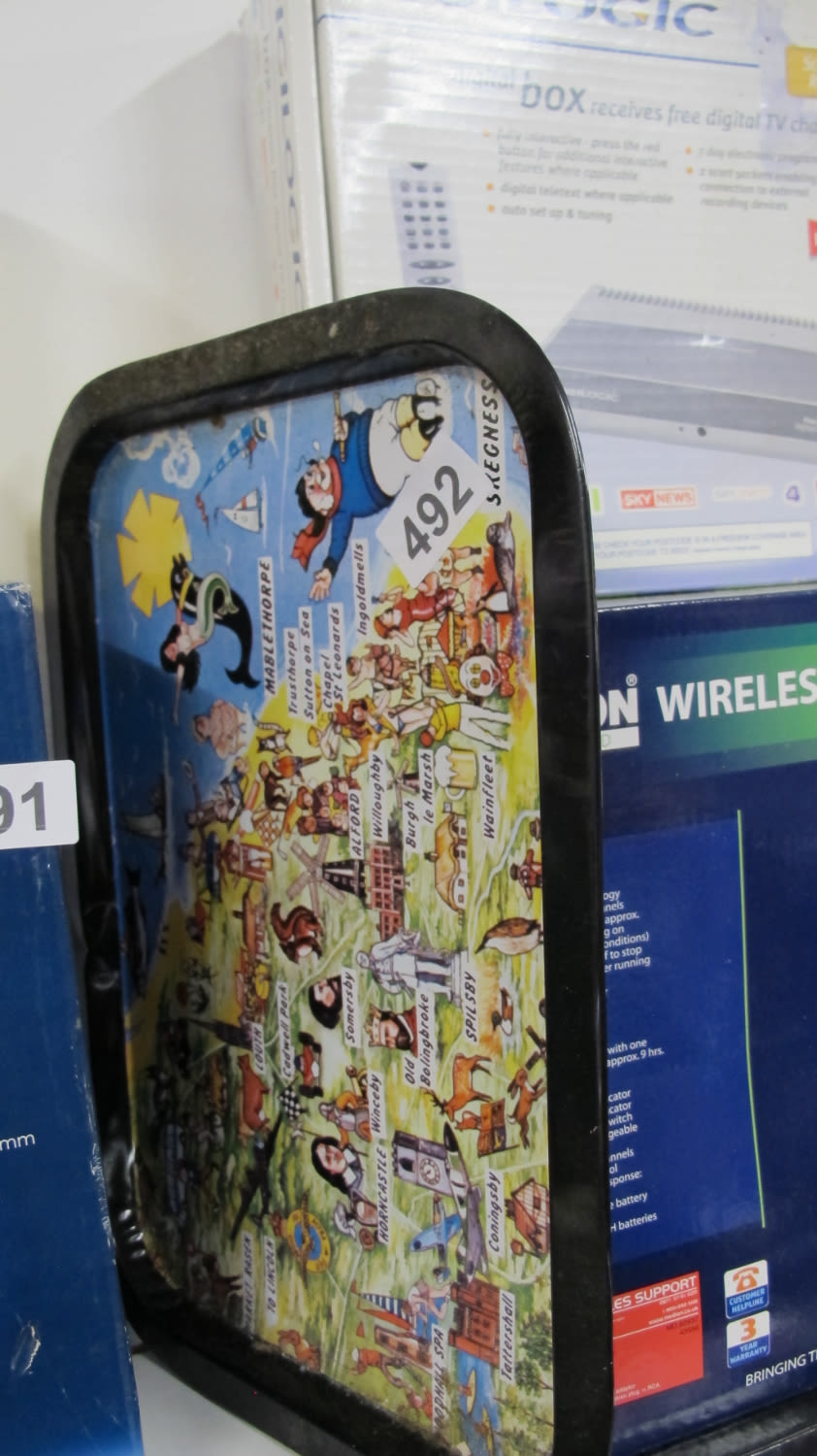 Lot 492: retro tray depicting Skeg vegas holiday season