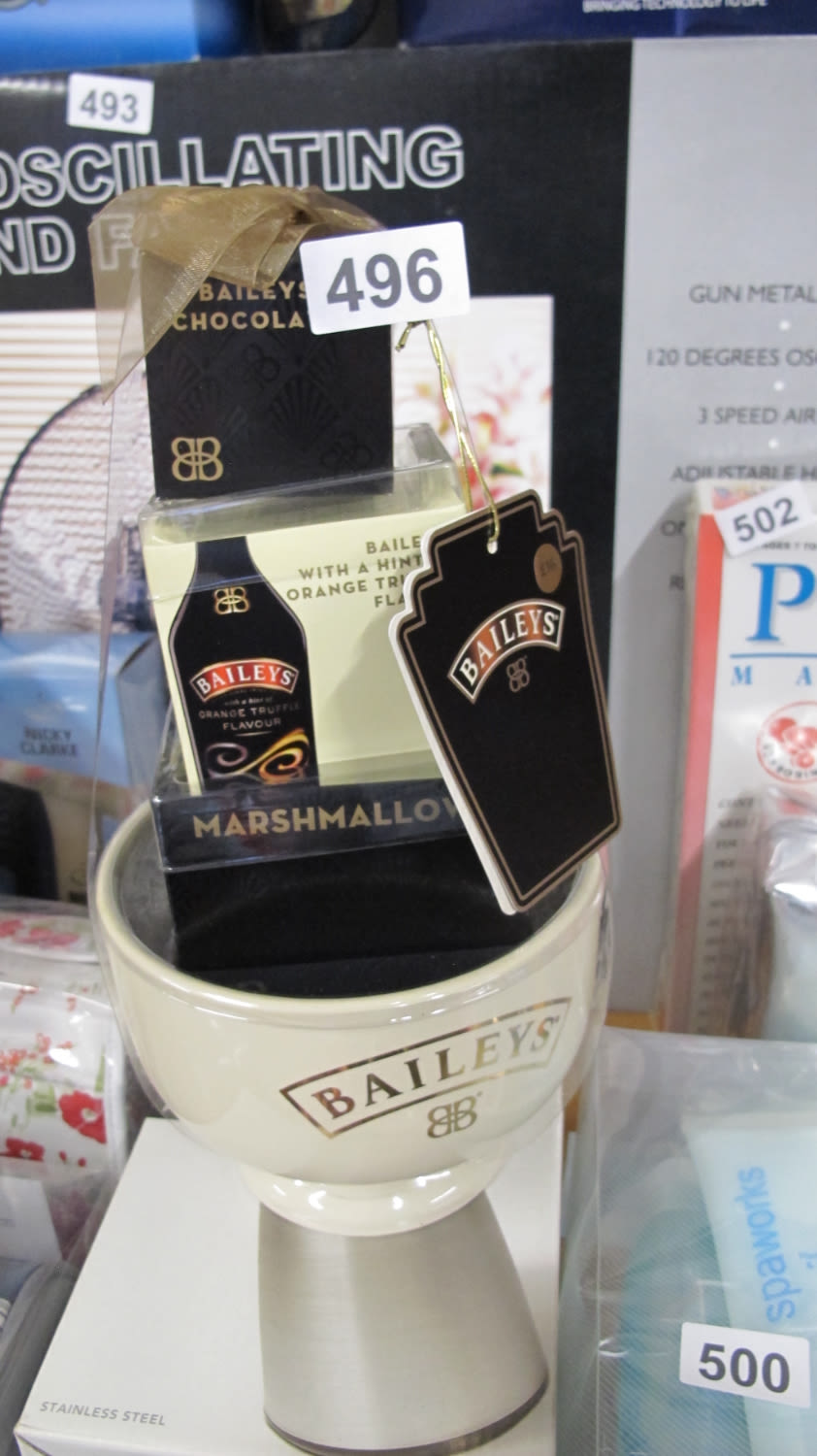 Lot 496: Baileys gift set  ideal for Valentines gift