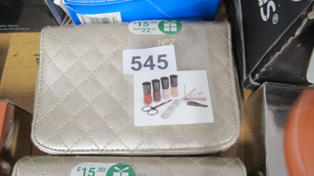 Lot 545: No7 manicure and varnish set  ideal for Valentines...