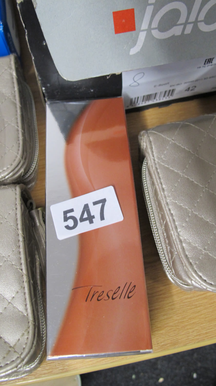 Lot 547: Treselle perfume ideal for Valentines gift
