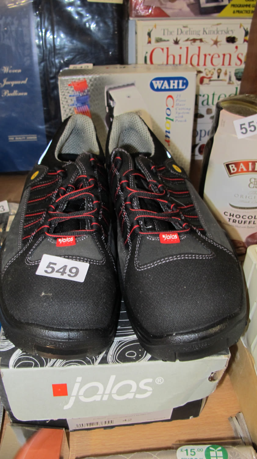 Lot 549: Jalas size 8 safety trainers