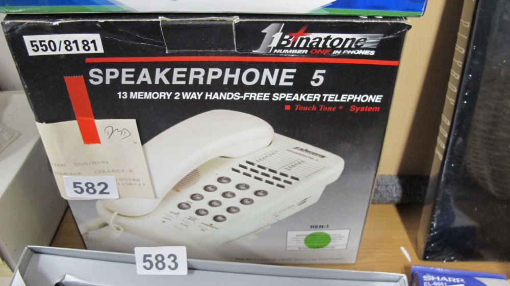 Lot 582: Binatone speakerphone