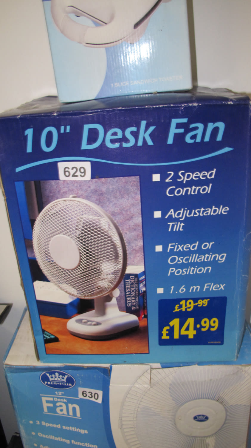 Lot 629: Desk fan