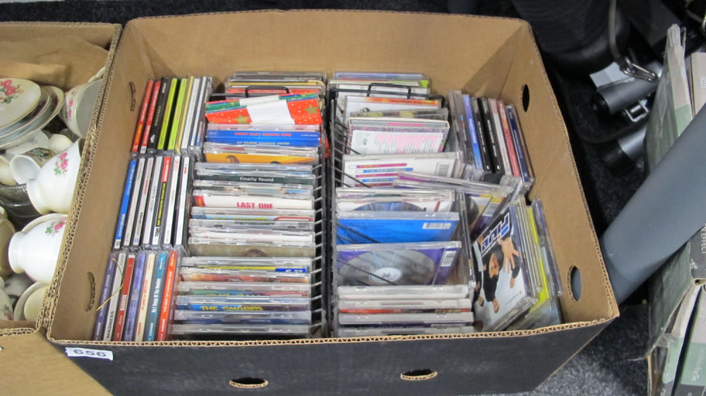 Lot 656: Box of misc CDs
