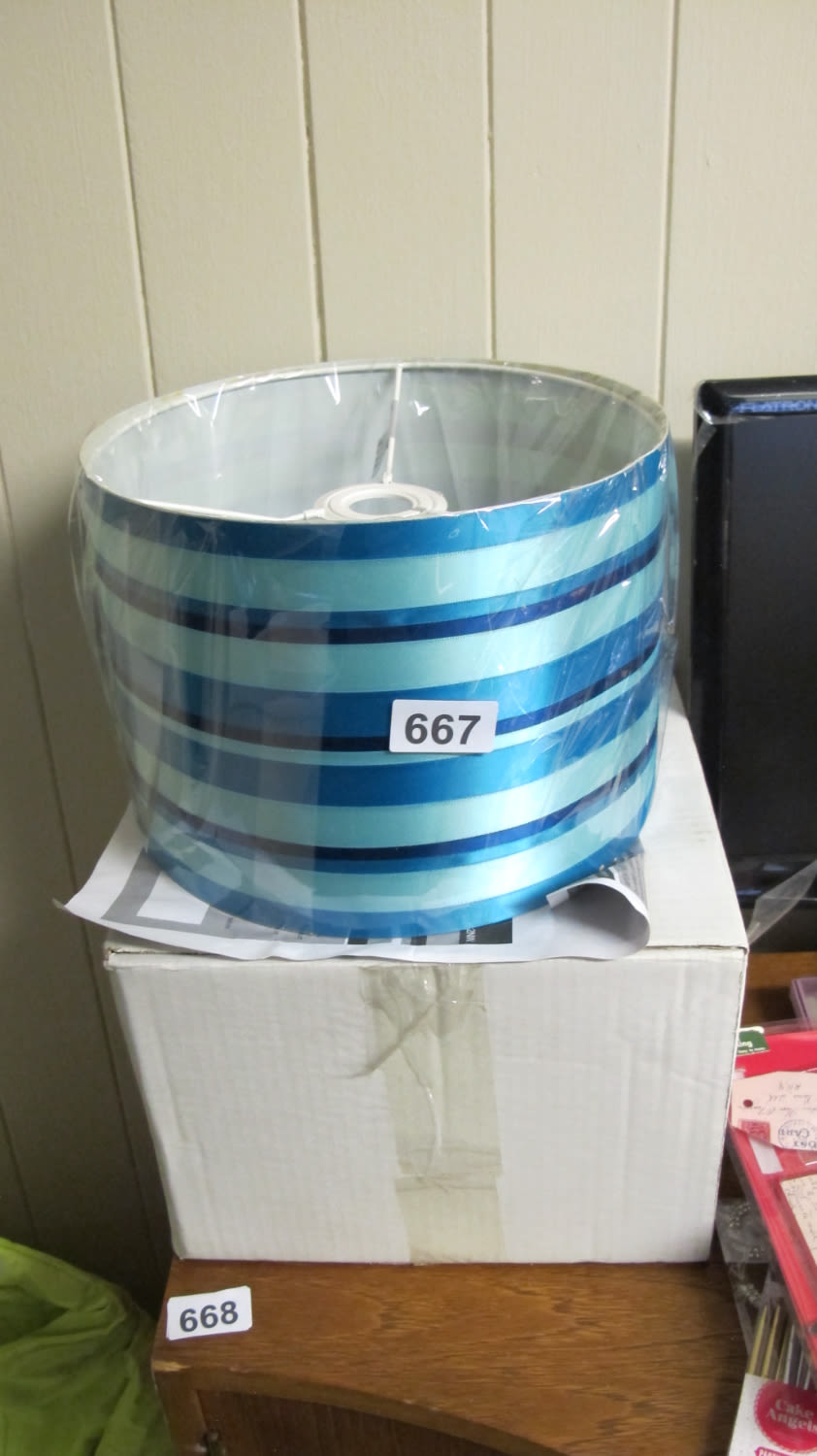 Lot 667: New teal coloured light shade