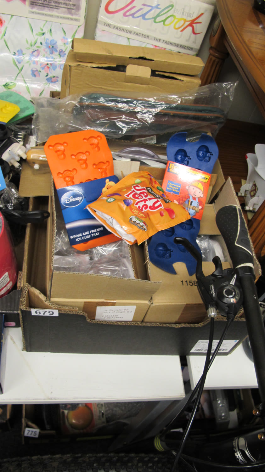 Lot 679: Box of misc new goods