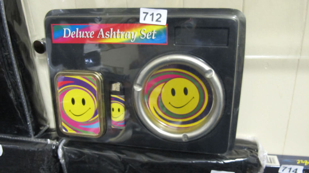 Lot 712: Deluxe Aciiiiiiiiid ashtray set for the raver in...