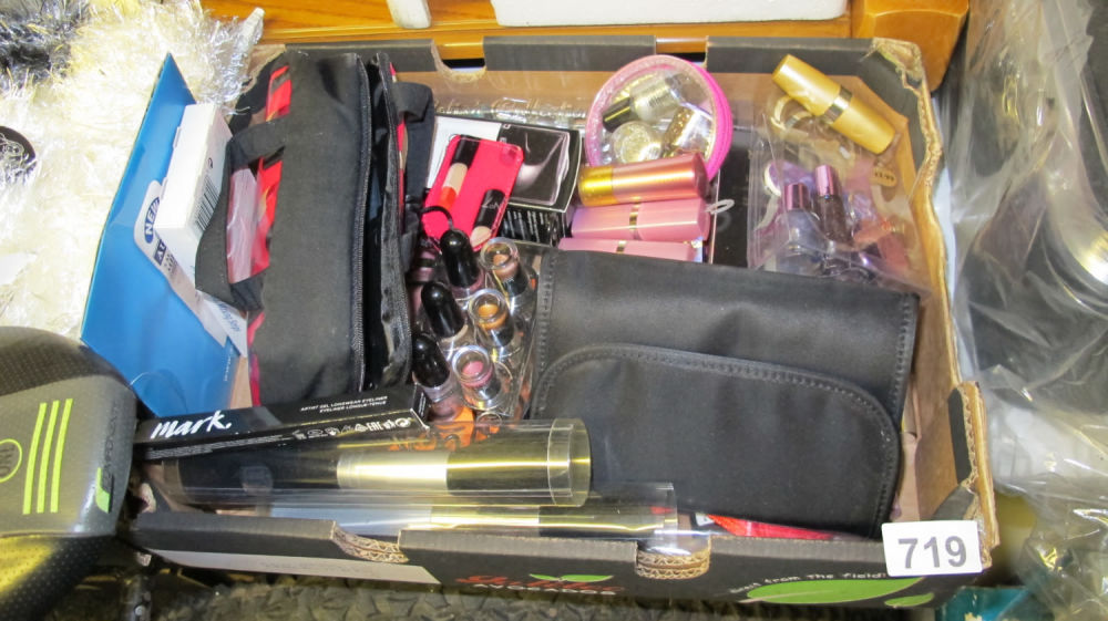 Lot 719: Box of new make-up etc ideal for Valentines gift 