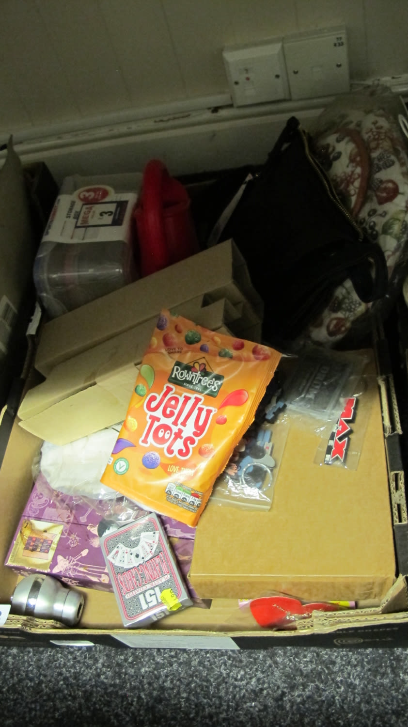 Lot 773: Box of misc new goods