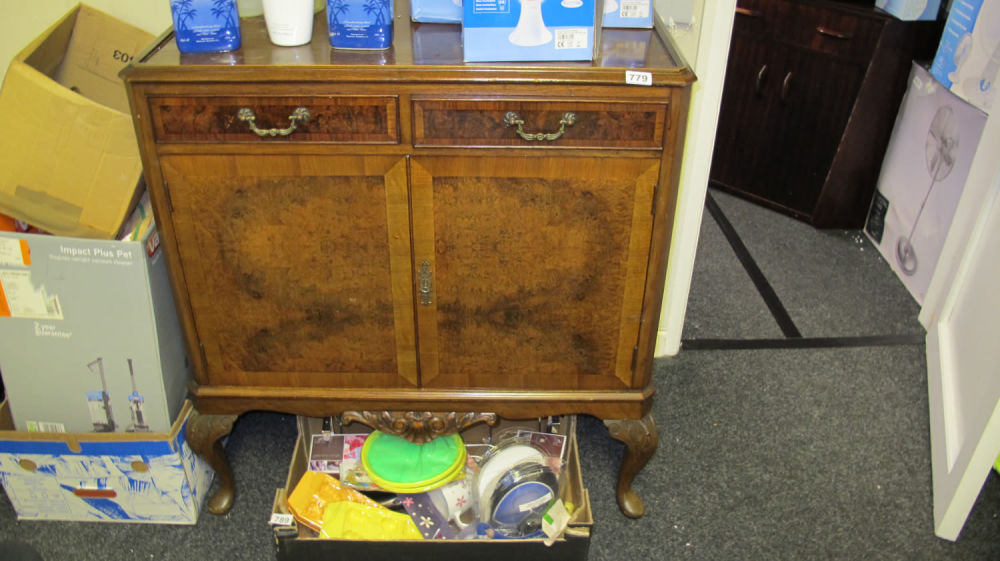 Lot 779: beautiful ornate drinks cabinet with contents included
