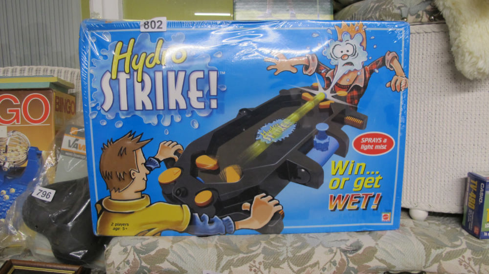 Lot 802: Hydro strike game