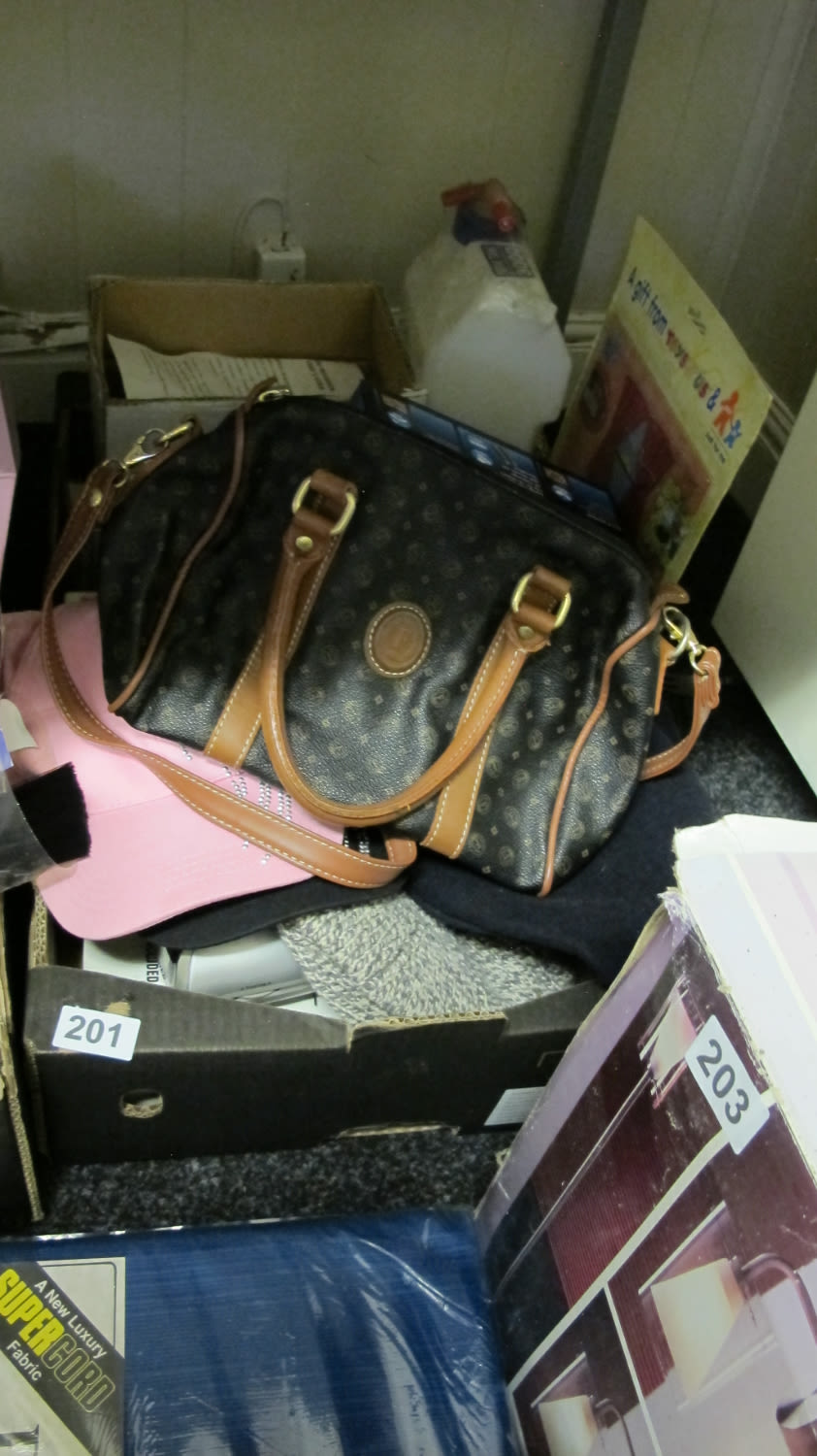 Lot 201: Box of misc