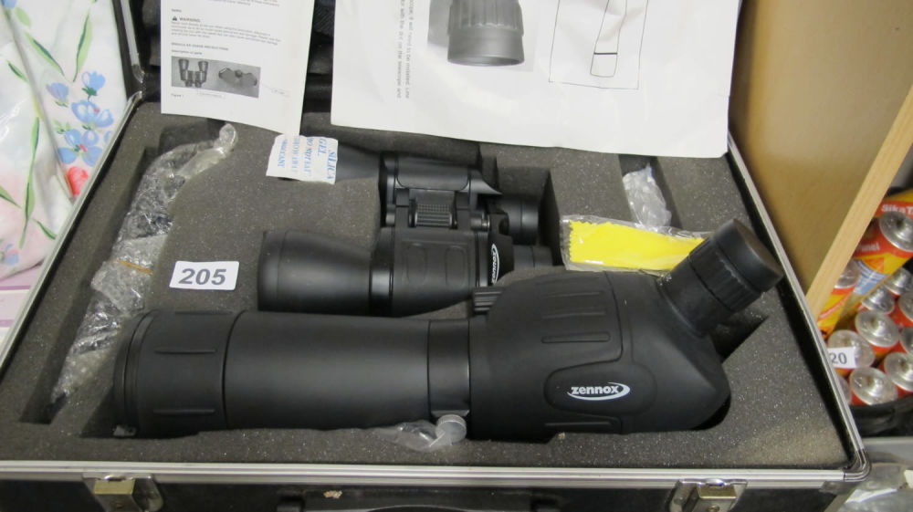 Lot 205: Cased Zennox binoculars and spotter scope