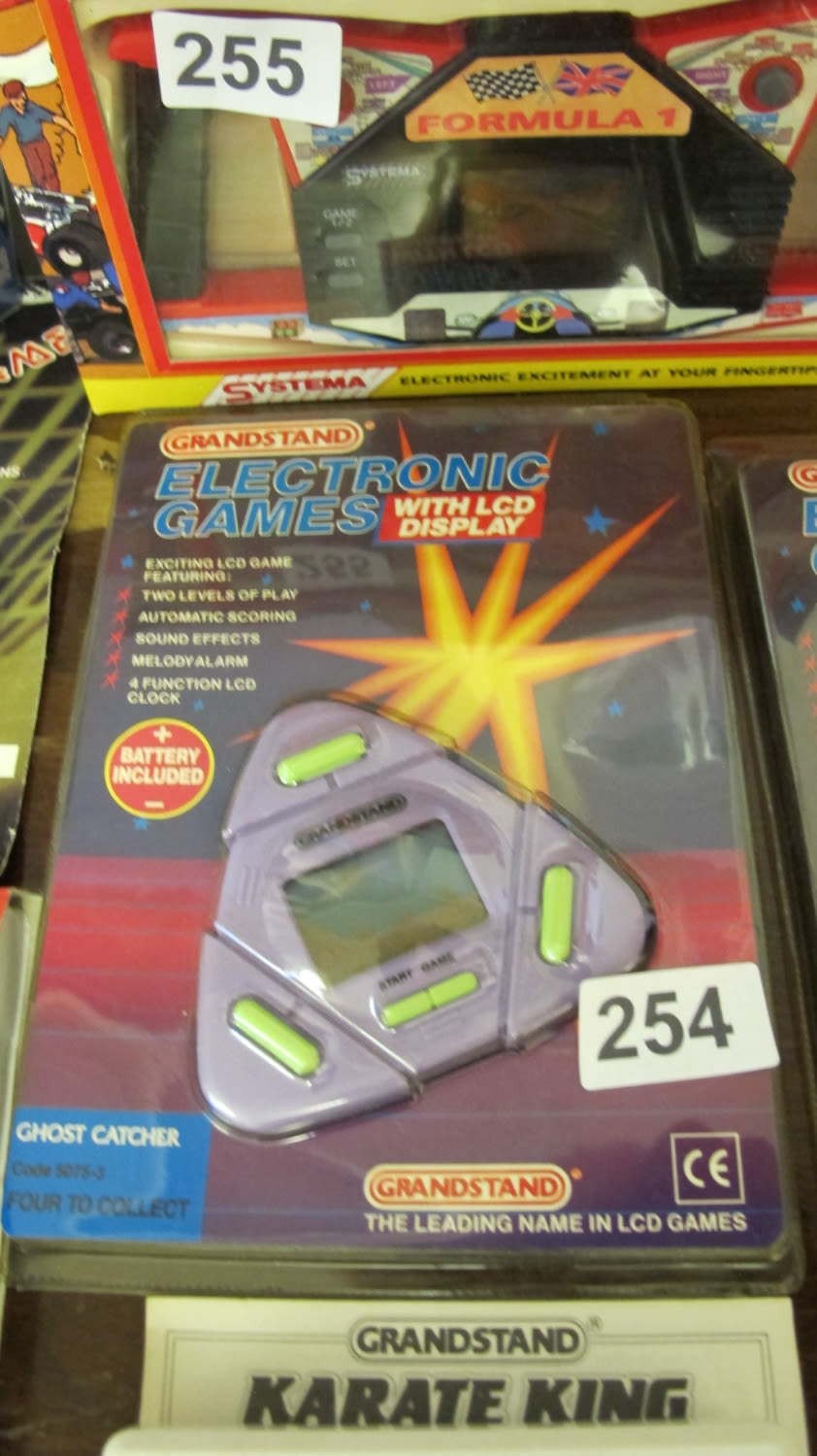 Lot 254: Vintage Grandstand Ghost Catcher Handheld electronic game
