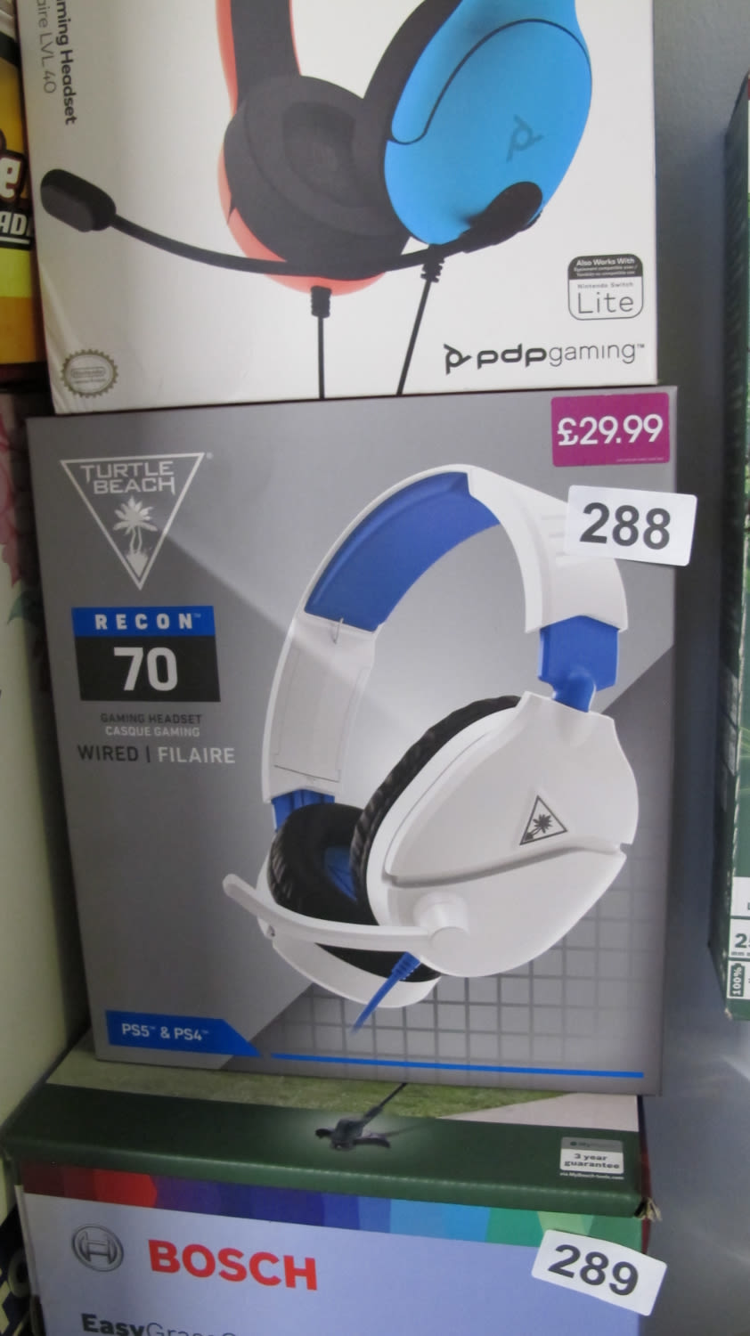 Lot 288: Turtle Beach headset
