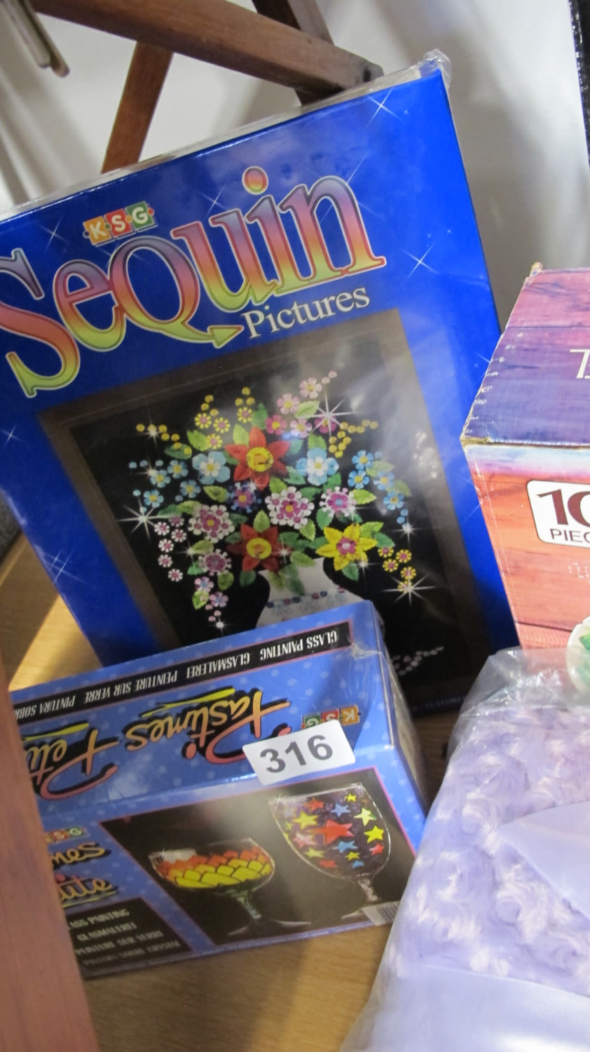 Lot 316: 2 craft sets