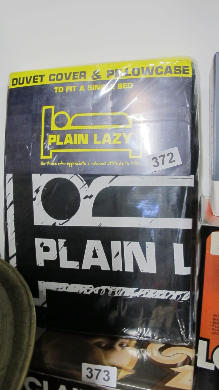 Lot 372:  playing lazy single duvet set