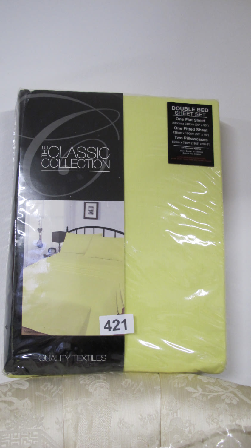 Lot 421: Double bed sheet set
