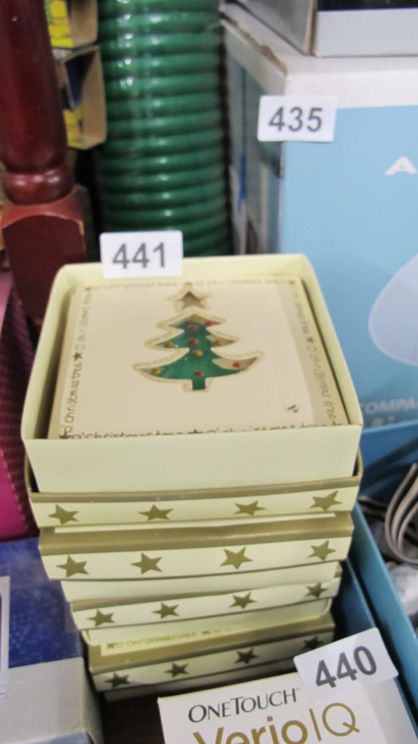 Lot 441: Quantity of Christmas cards