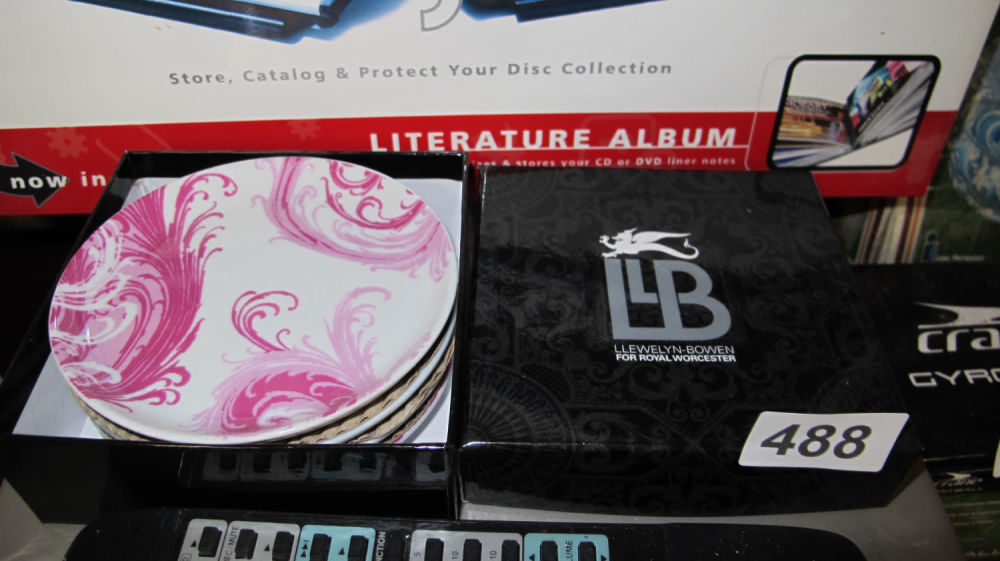 Lot 488: Llewelyn-Bowen Royal Worcester plates