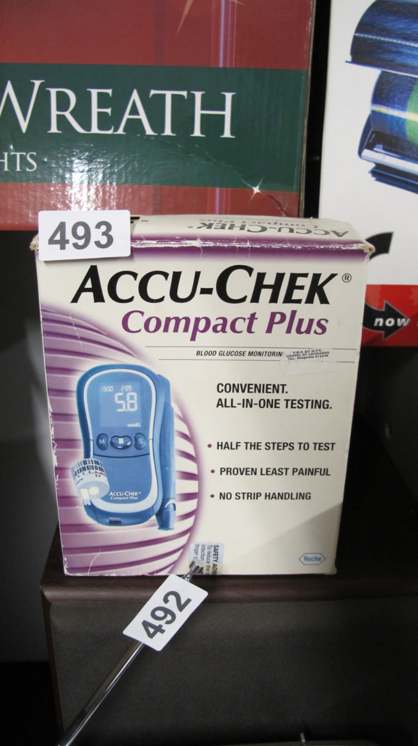 Lot 493: Blood glucose testing machine