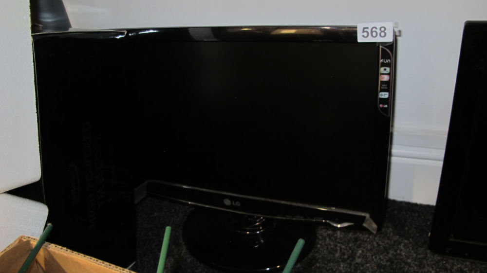 Lot 568: brand new with plastic still on LG computer...