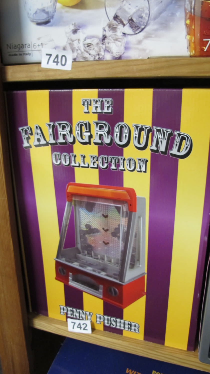 Lot 742: Penny pusher