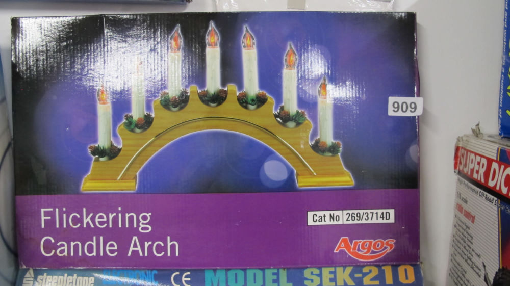 Lot 909: New candle arch