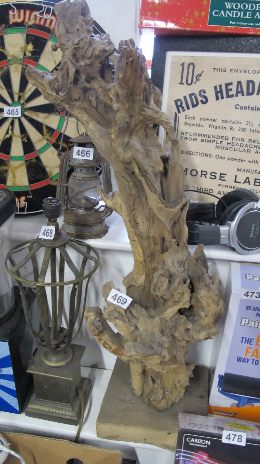 Lot 469: Wood ornament