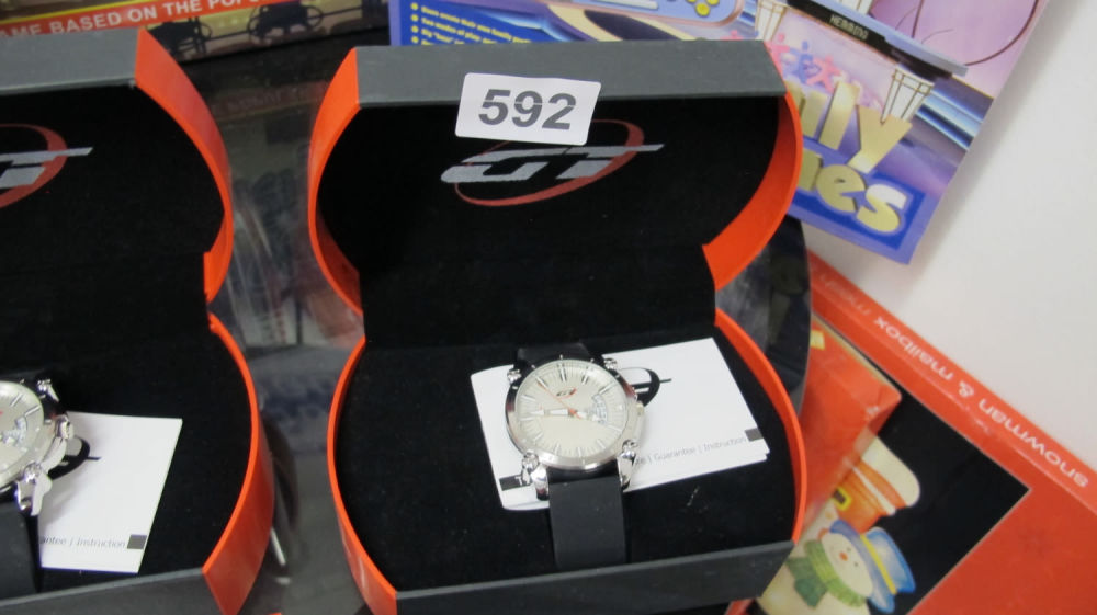 Lot 592: Boxed GT watch