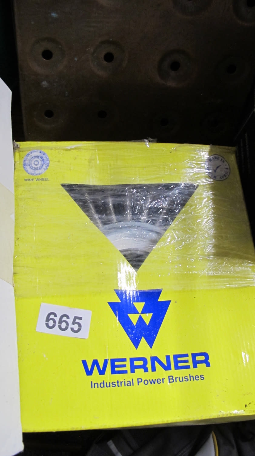 Lot 665: Wire wheel