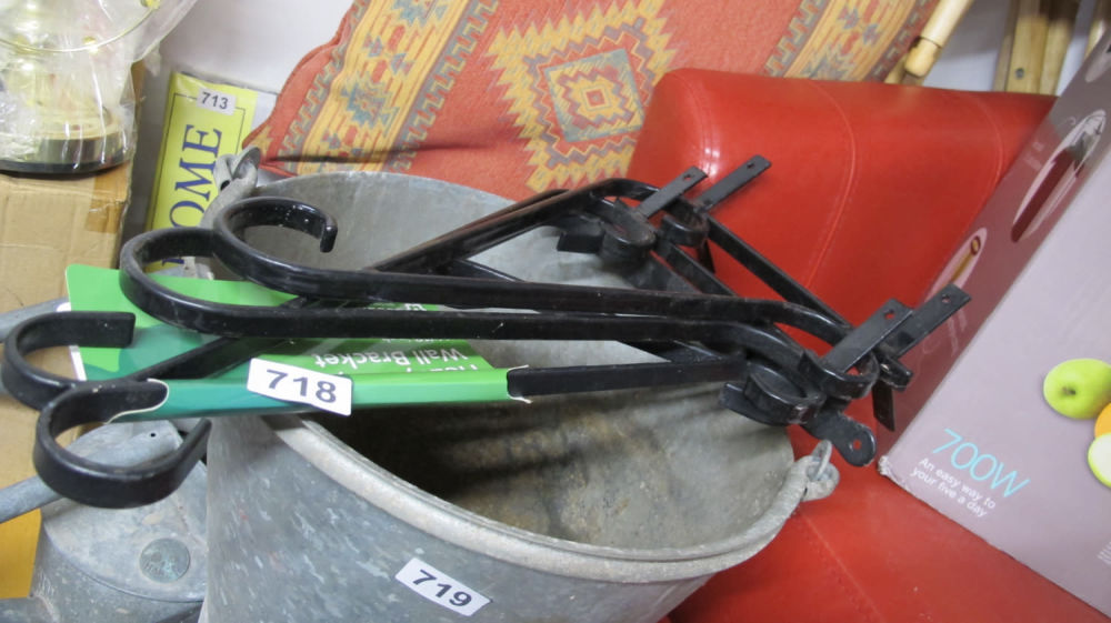 Lot 718: Plant basket brackets