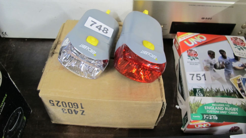 Lot 748: Bike lights