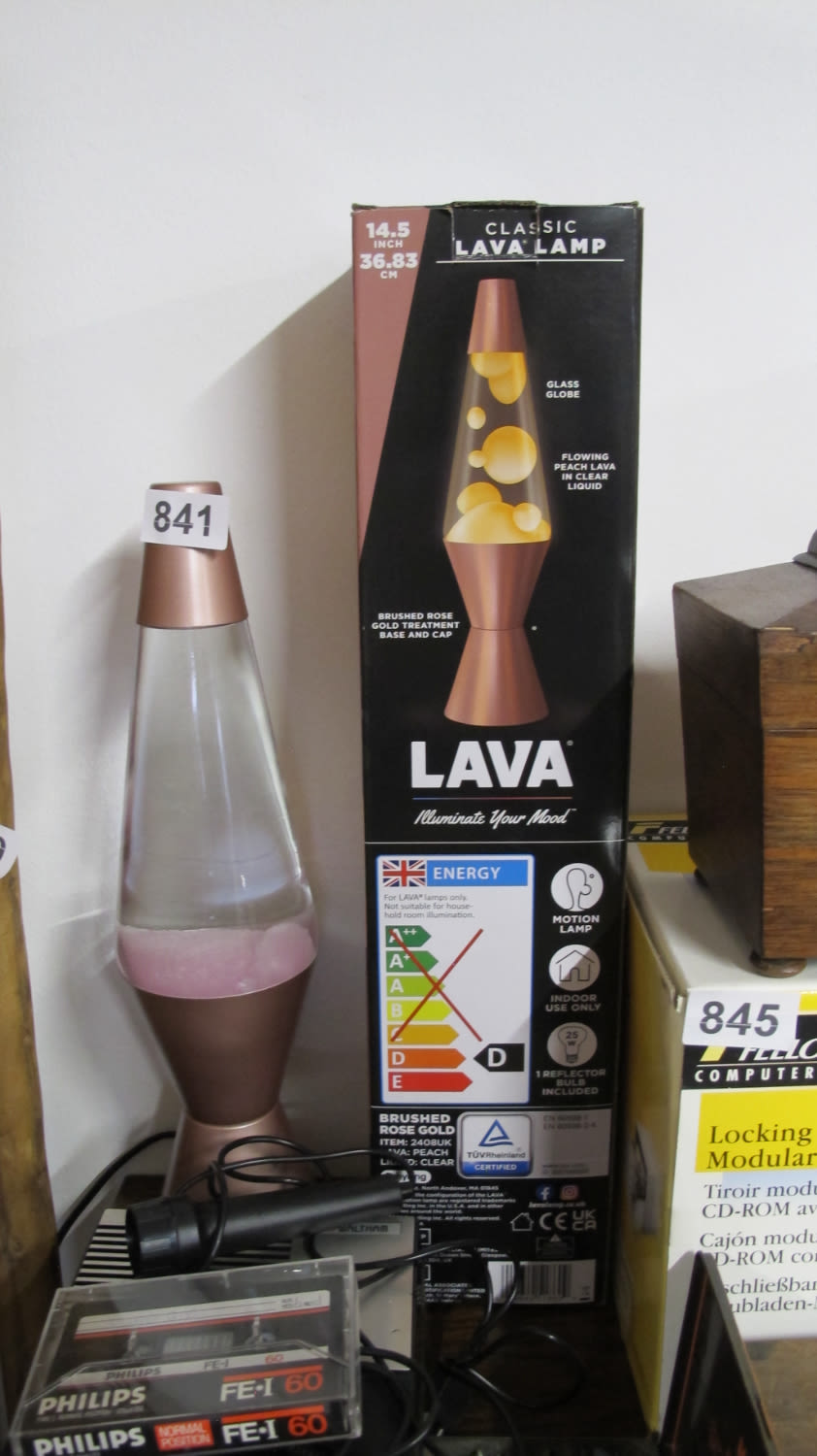 Lot 841: Lava lamp
