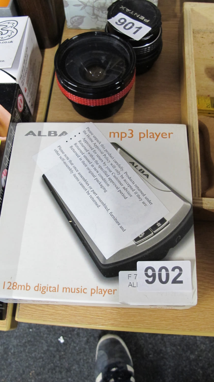 Lot 902: Alba MP3 player