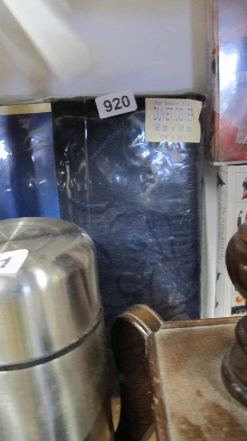Lot 920: Duvet cover