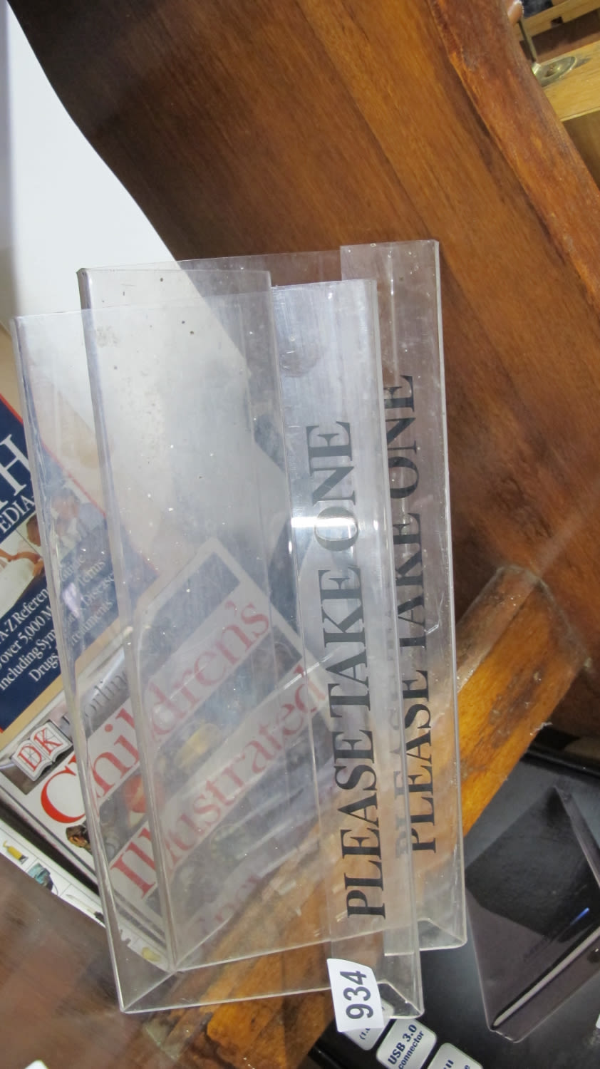 Lot 934: Leaflet holder