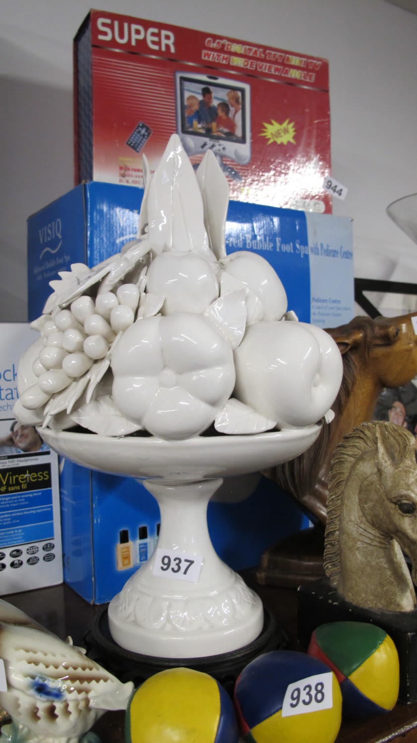 Lot 937: Blanc de chine fruit table centrepiece