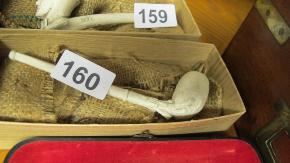 Lot 160: Clay carved meerschaum pipe
