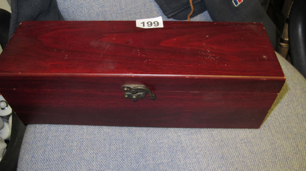 Lot 199: Wooden wine carrier box