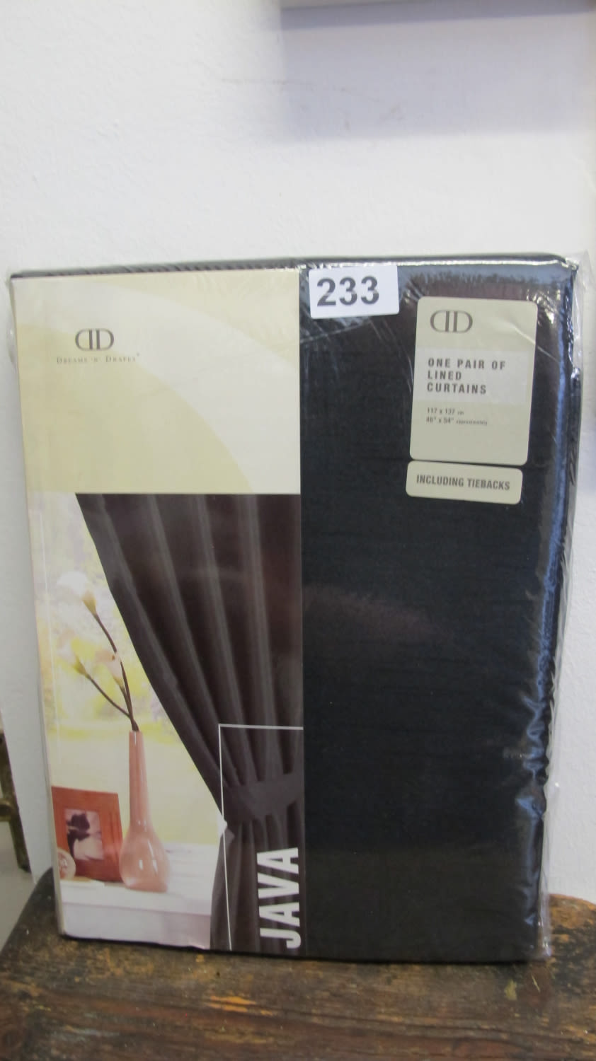 Lot 233: Pair of lined curtains